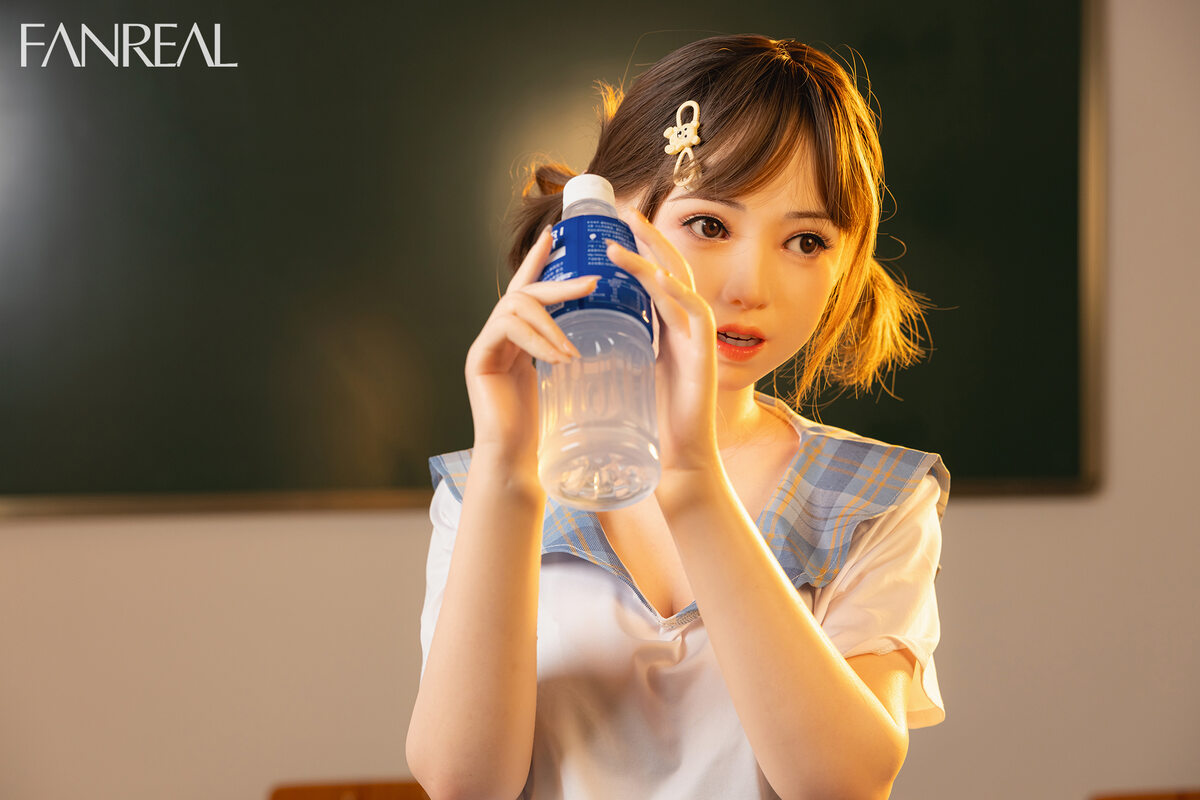 Picture of FanReal Sex Dolls - 155cm/5ft1 F-cup Silicone Sex Doll – Mo