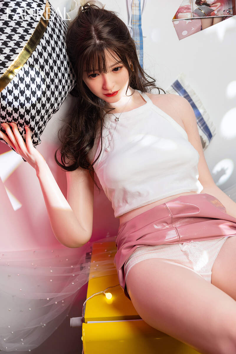 Picture of FanReal Doll - 163cm/5ft4 C-cup Silicone Sex Doll – Josie