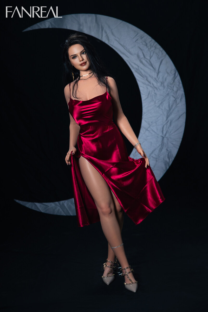 Picture of FanReal Sex Doll - 168cm/5ft6 F-cup Silicone Sex Doll – Maira
