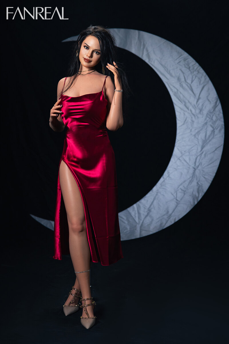 Picture of FanReal Sex Doll - 168cm/5ft6 F-cup Silicone Sex Doll – Maira
