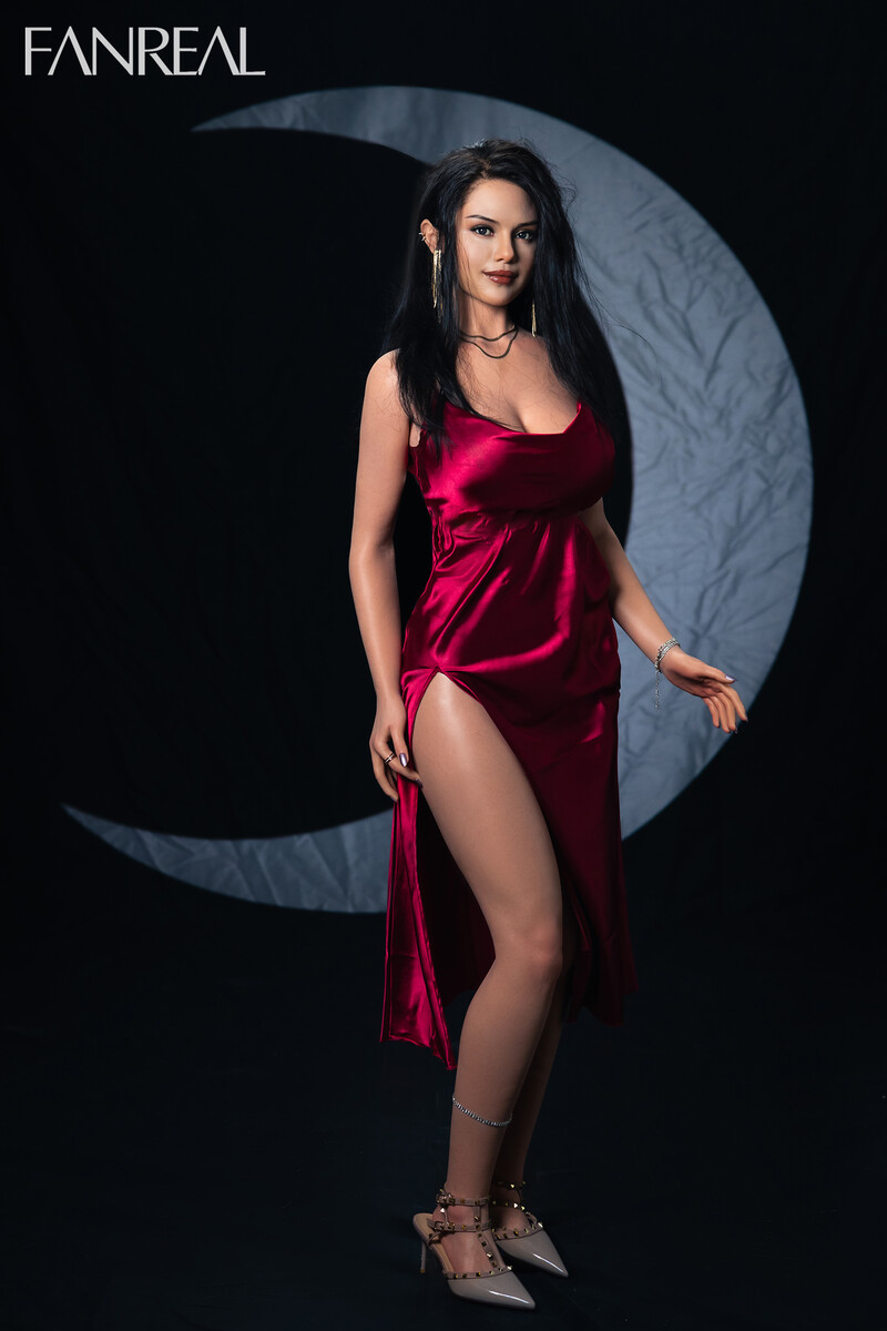 Picture of FanReal Sex Doll - 168cm/5ft6 F-cup Silicone Sex Doll – Maira