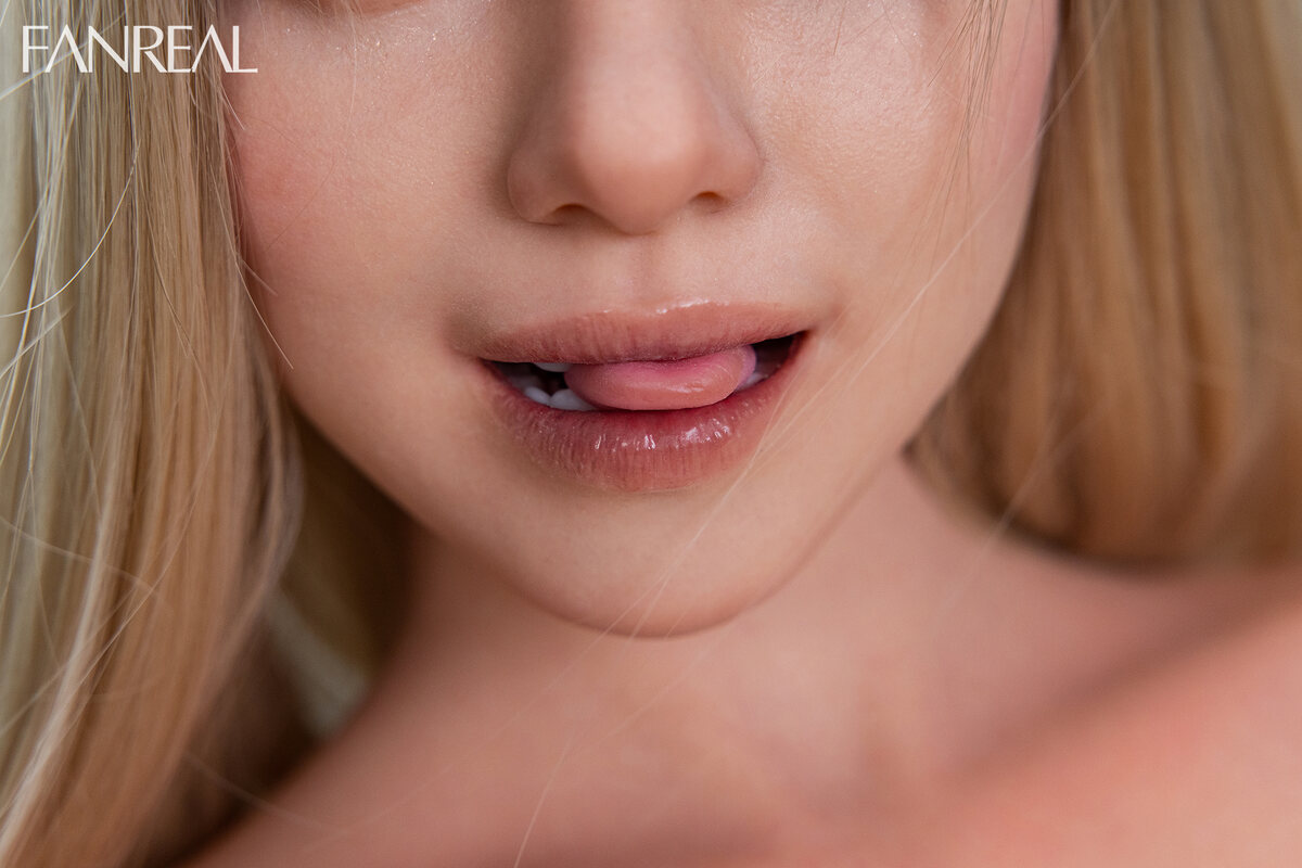 Picture of FanReal Sex Doll T109cm/3ft7 F-cup Silicone Sex Doll Torso – Maria