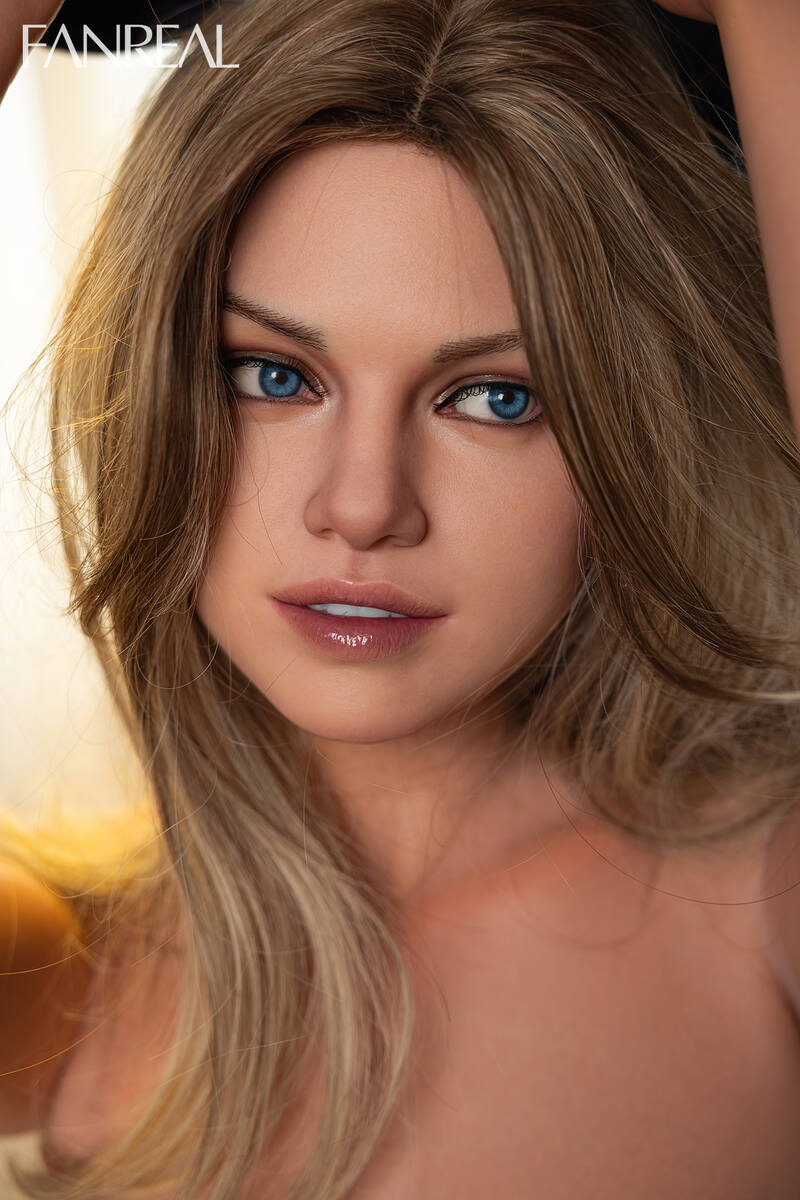 Picture of FanReal Sex Doll 170cm/5ft7 G-cup Silicone Sex Doll – Maria.B