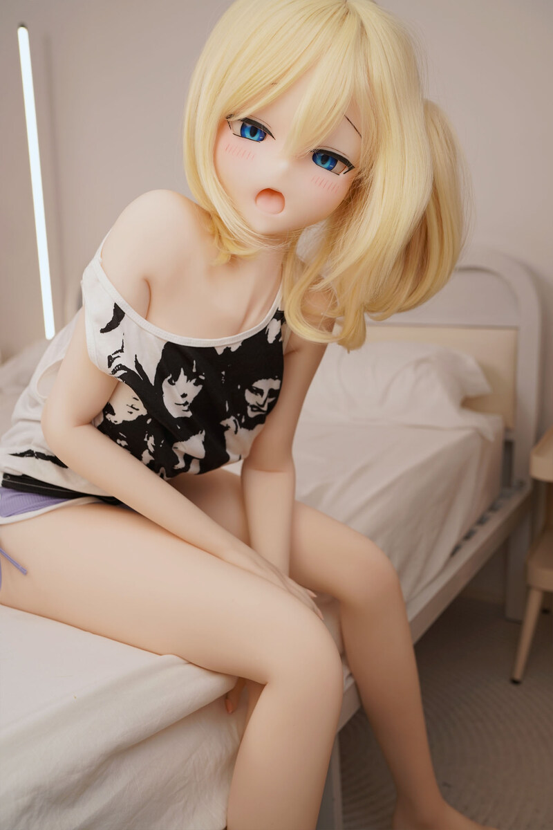 Picture of 148cm/4ft10 C-cup S-TPE Sex Doll – Aiko