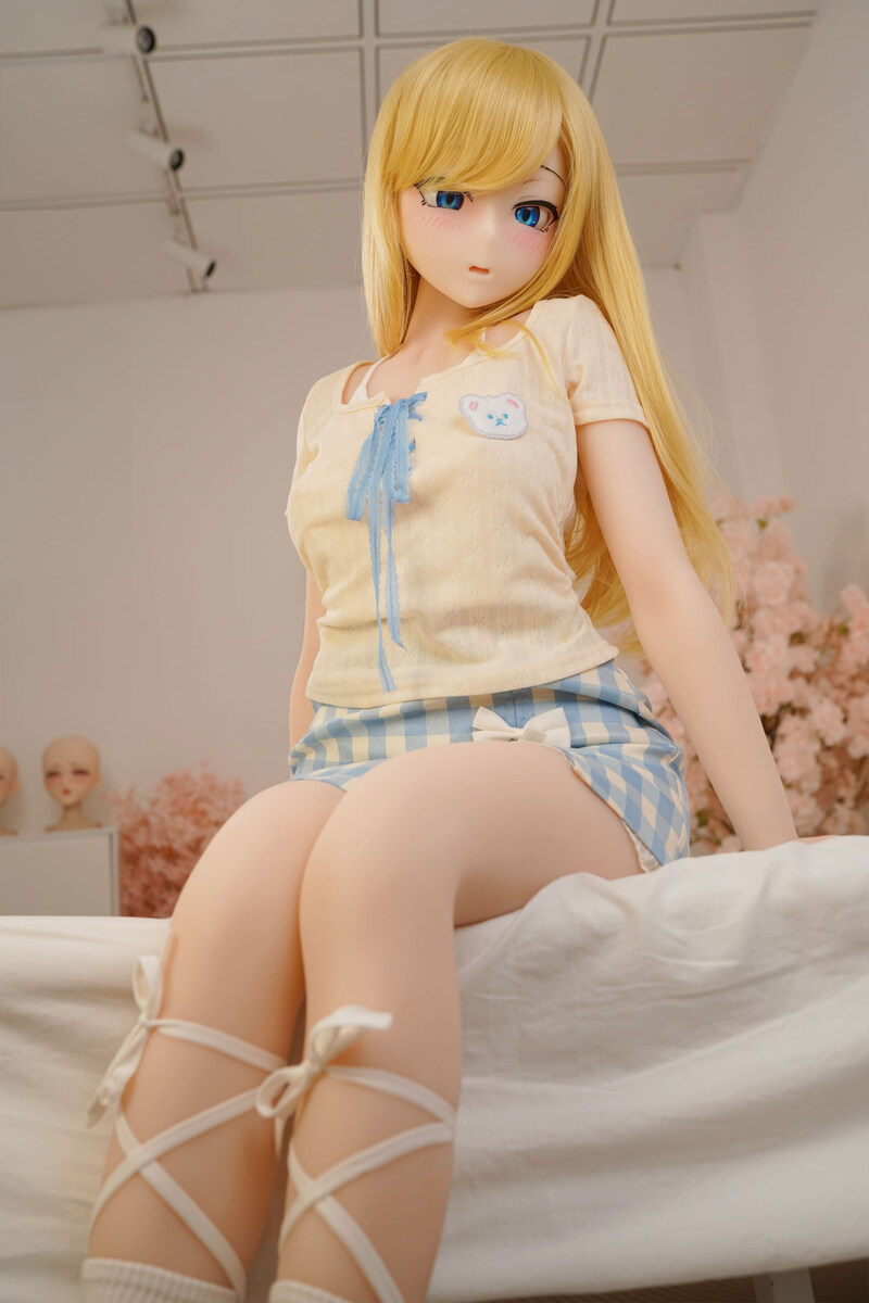 Picture of 149cm/4ft11 B-cup S-TPE Sex Doll – Akane