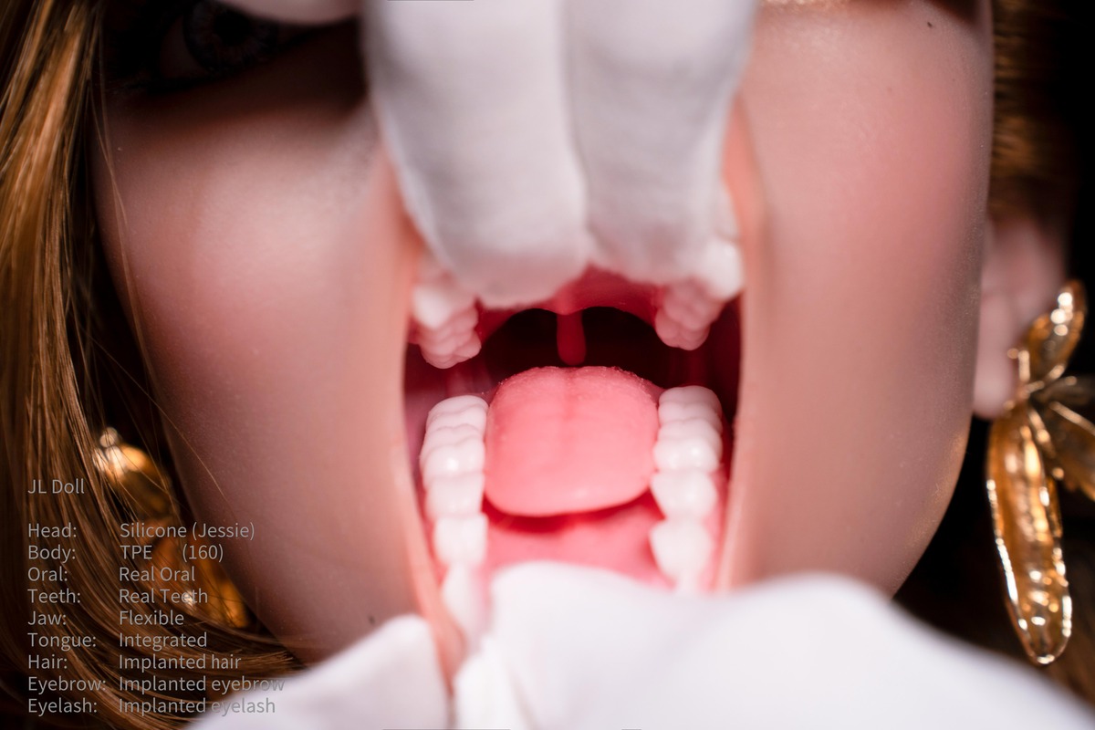 Picture of 160cm/5ft3 M-cup Silicone Head Sex Doll – Jessie