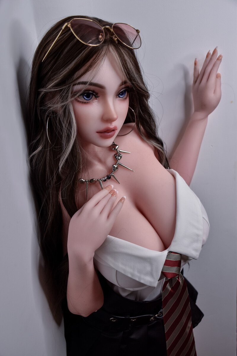 Picture of 148cm/4ft10 Silicone Sex Doll – Beatrice Alexander