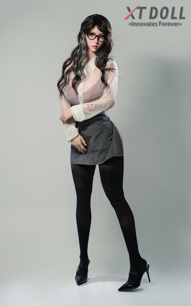 Picture of 165cm/5ft5 E-cup Silicone Sex Doll – Lucy