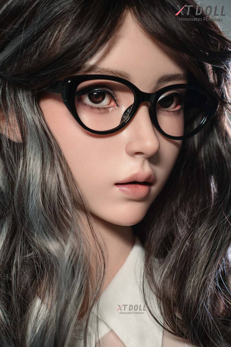 Picture of 165cm/5ft5 E-cup Silicone Sex Doll – Lucy