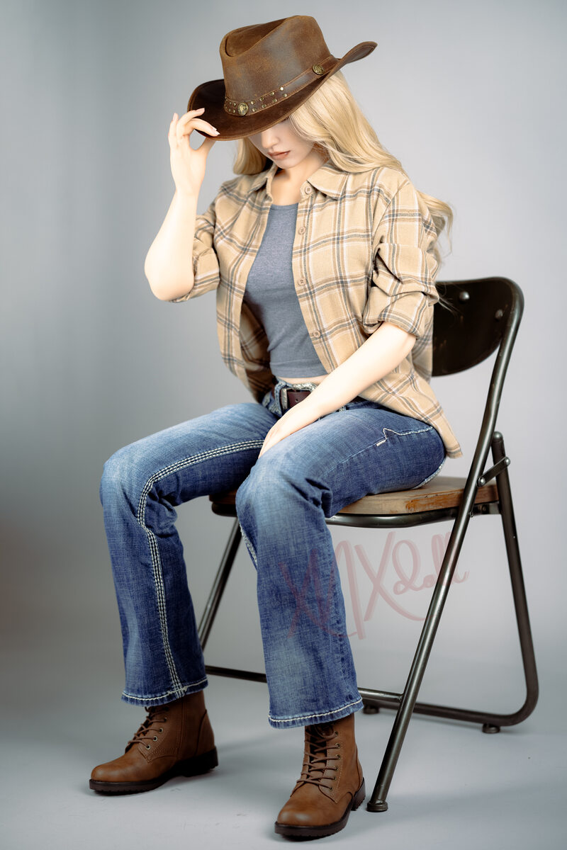 Picture of XNX Sino 160cm/5ft3 B-cup Silicone Sex Doll – Mag Wallis