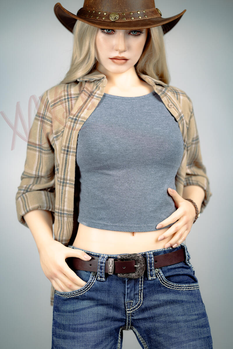 Picture of XNX Sino 160cm/5ft3 B-cup Silicone Sex Doll – Mag Wallis