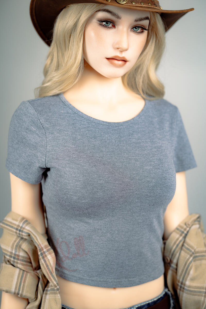 Picture of XNX Sino 160cm/5ft3 B-cup Silicone Sex Doll – Mag Wallis