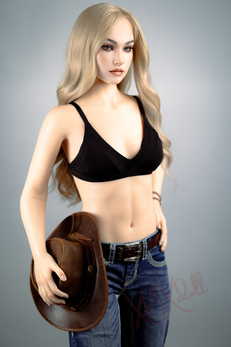 Picture of XNX Sino 160cm/5ft3 B-cup Silicone Sex Doll – Mag Wallis