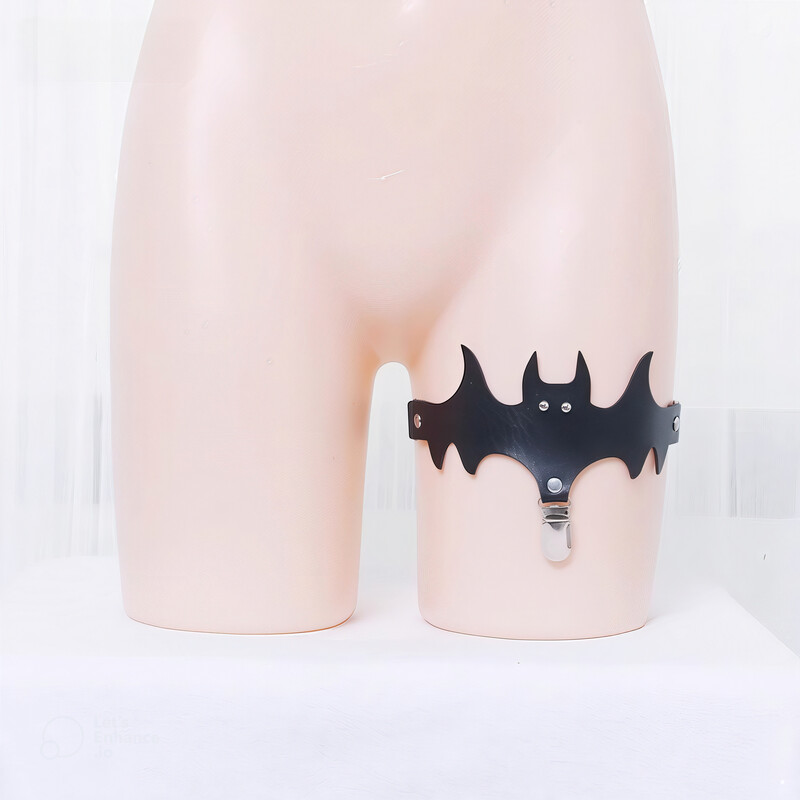 Picture of Bat Garter Clip Bat Leg Ring