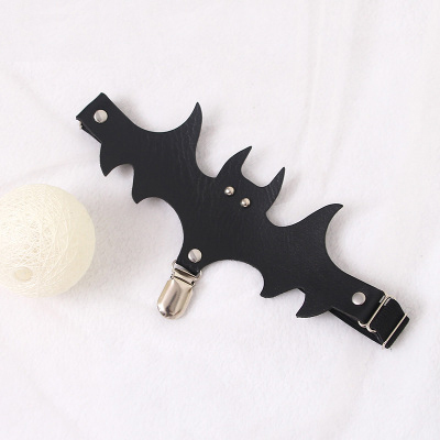 Picture of Bat Garter Clip Bat Leg Ring
